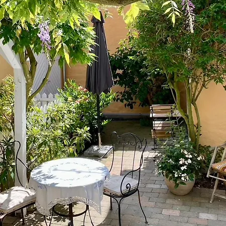 Bed and Breakfast Faaborg Bed And Breakfast
